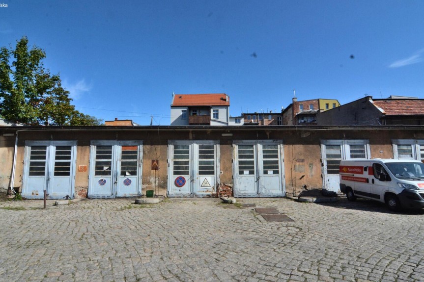 Jelenia G&oacute;ra, Pocztowa, Wynajem | Budynek biurowy | Garaż | Jelenia G&oacute;ra