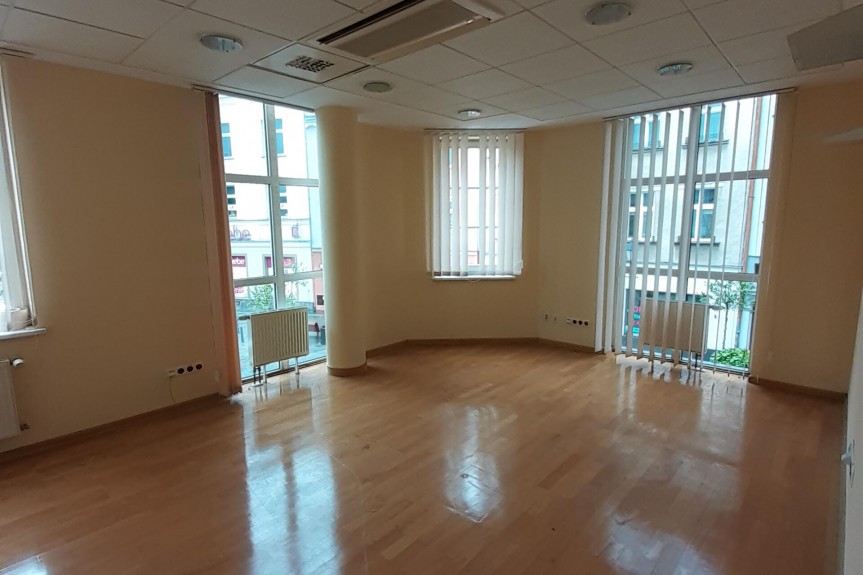 Kalisz, Zamkowa, Wynajem | Budynek biurowy | Kalisz | Rynek