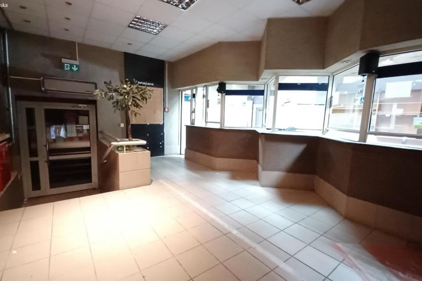 zgierski, Zgierz, Długa, Wynajem | Budynek  biurowo-magazynowy | Zgierz