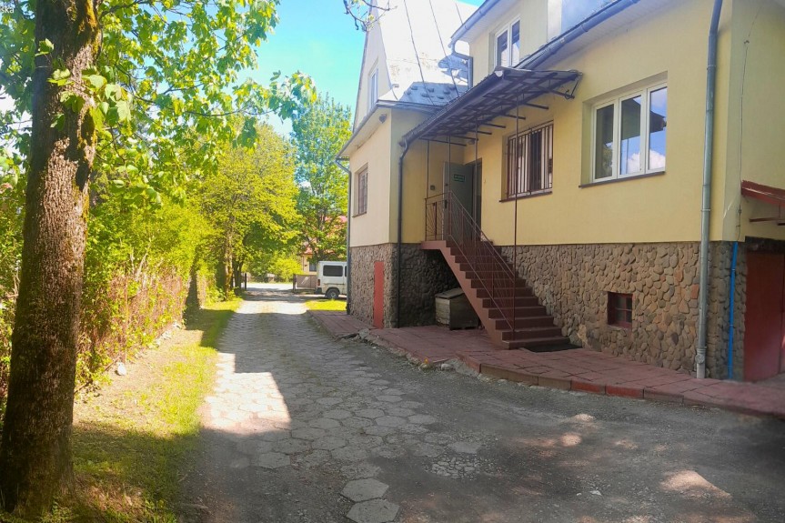 leski, Cisna, Wynajem | Lokale biurowe | Usługi | Cisna