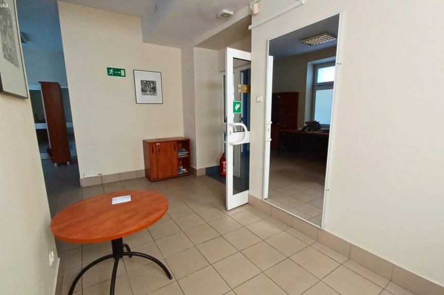 Ł&oacute;dź, Ł&oacute;dź-Śr&oacute;dmieście, Piotrkowska, Wynajem | Budynek biurowy | Ł&oacute;dź | Piotrkowska