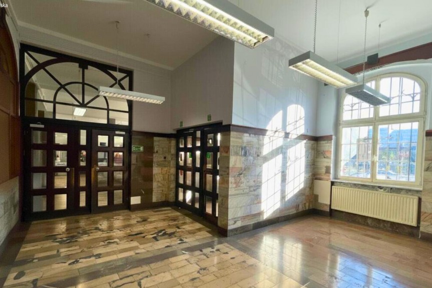 Zabrze, pl. Dworcowy, Wynajem | Handel  | Usługi | Zabrze | Centrum