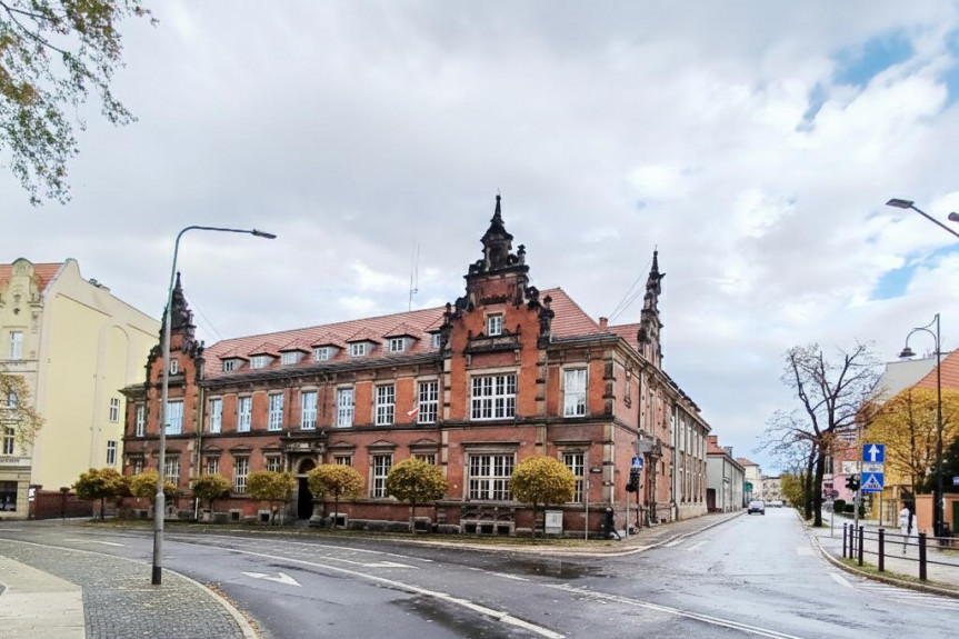 opolskie, brzeski, Brzeg, Piastowska, Wynajem | Biura | Brzeg | Centrum