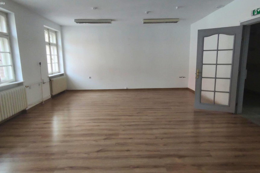 malborski, Malbork, 17 Marca, Wynajem | Wielofunkcyjna | Malbork