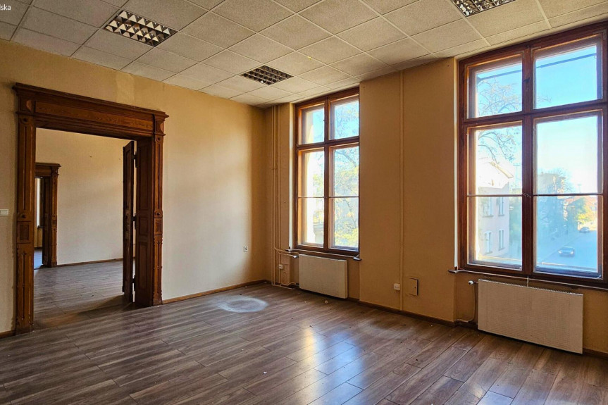 Legnica, Piastowska, Wynajem | Budynek biurowy | Legnica | Śródmieście