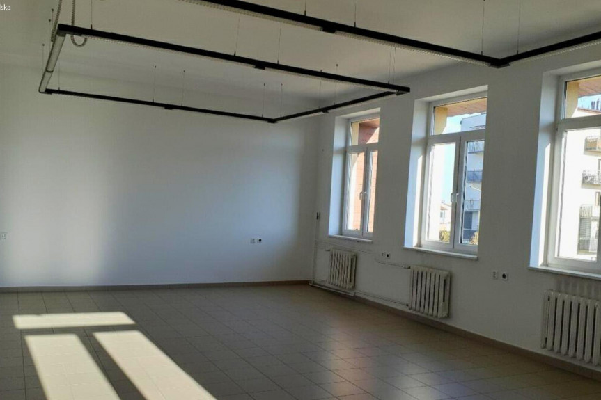 będziński, Sławków, al. Generała Władysława Sikorskiego, Wynajem | Budynek biurowy I Sławków